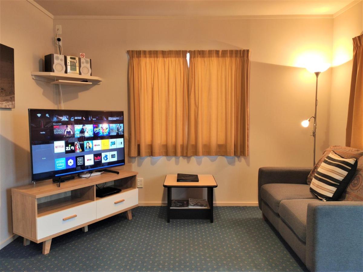Braemar Motor Lodge Palmerston North Buitenkant foto