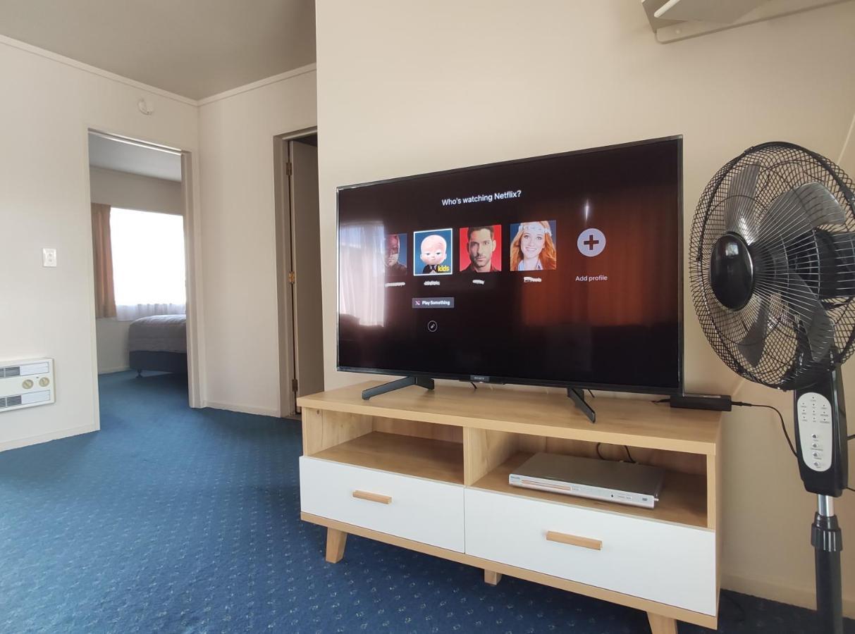 Braemar Motor Lodge Palmerston North Buitenkant foto
