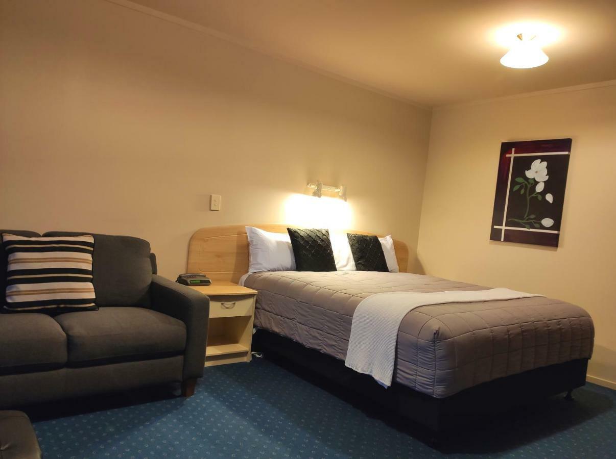 Braemar Motor Lodge Palmerston North Buitenkant foto