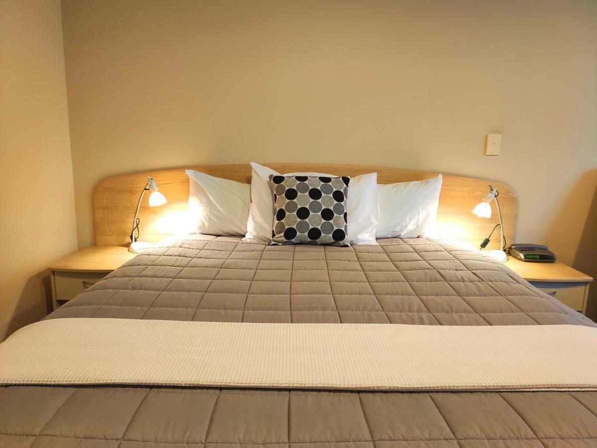 Braemar Motor Lodge Palmerston North Buitenkant foto